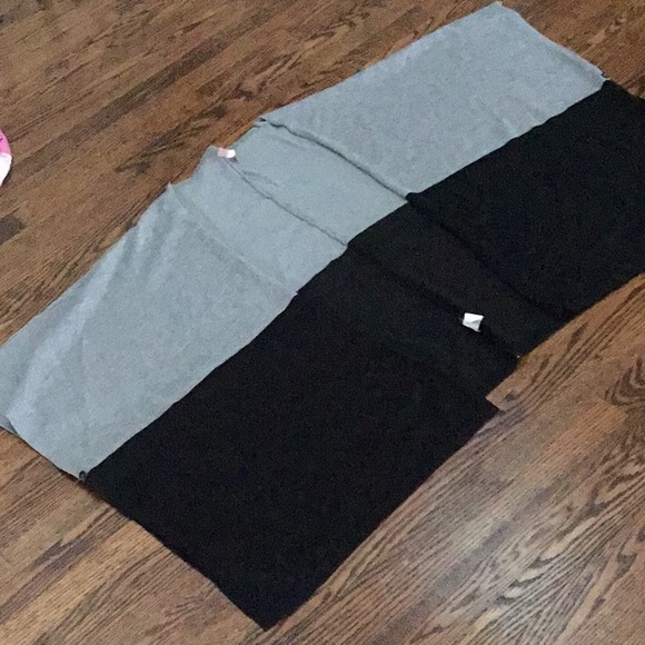 Colour Block Sweater Cape - Picture 3 of 8